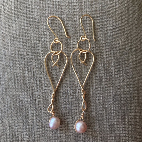 Gold Heart Earrings with Akoya Pearl - Picture 1 of 2